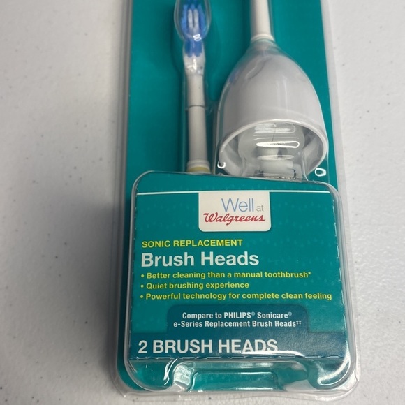 🆕 2 PACK OF WALGREENS SONIC REPLACEMENT BRUSH HEADS - Picture 2 of 4